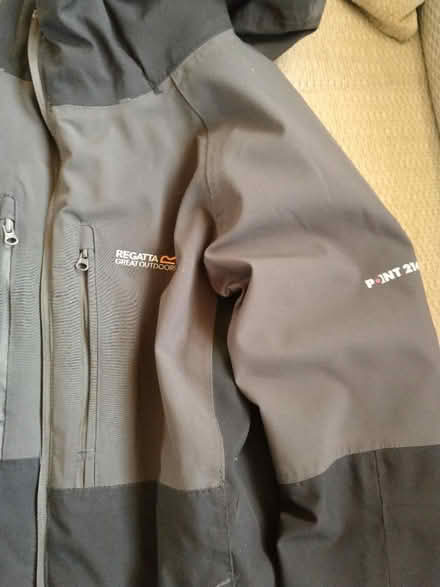 Photo of free Boy's coat - zip needs replacing (Abingdon OX14) #2