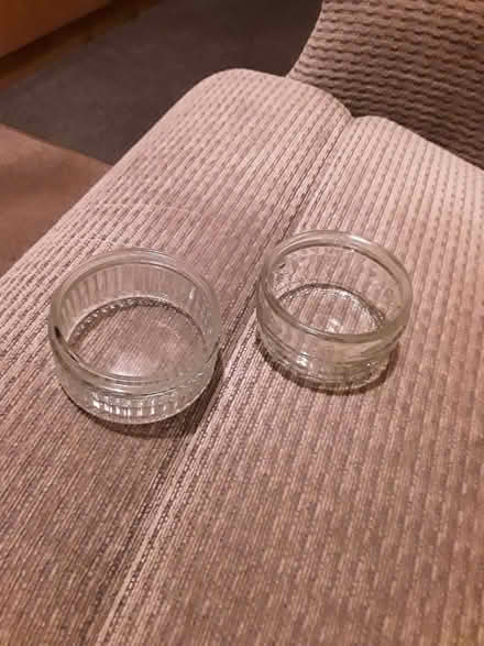 Photo of free 2 small glass dishes (Franche DY11) #1