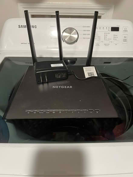 Photo of free Netgear WiFi router (83rd & MLK St Pete) #1