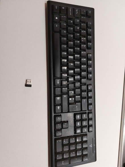 Photo of free Wireless USB keyboard (BA2) #1