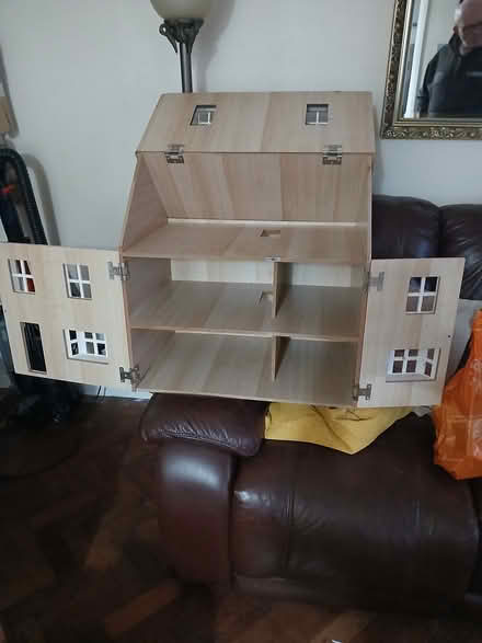 Photo of free Dolls house (West Bletchley MK3) #2