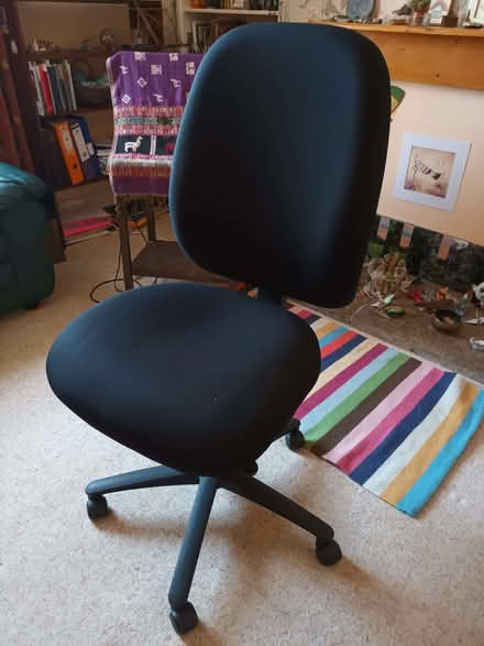 Photo of free Office chair (Craigie PH2) #1