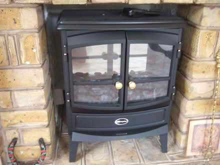 Photo of free Dimplex Living Flame fire (Emerson Park RM11) #2