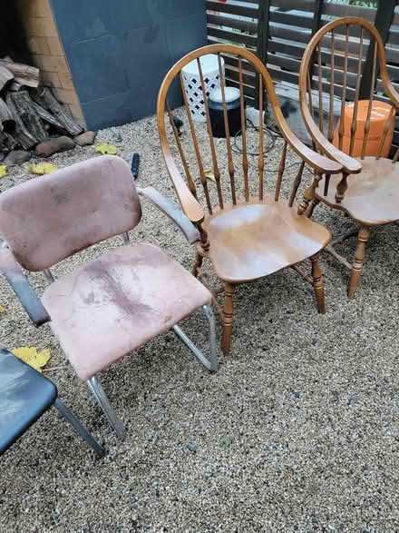 Photo of free handstand support, chairs/table (Sun Valley) #3