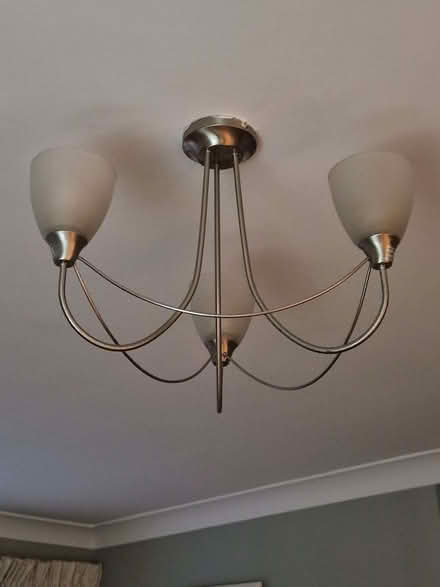 Photo of free 2 x light fittings (Drum Brae EH12) #1