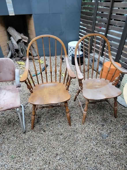 Photo of free handstand support, chairs/table (Sun Valley) #2