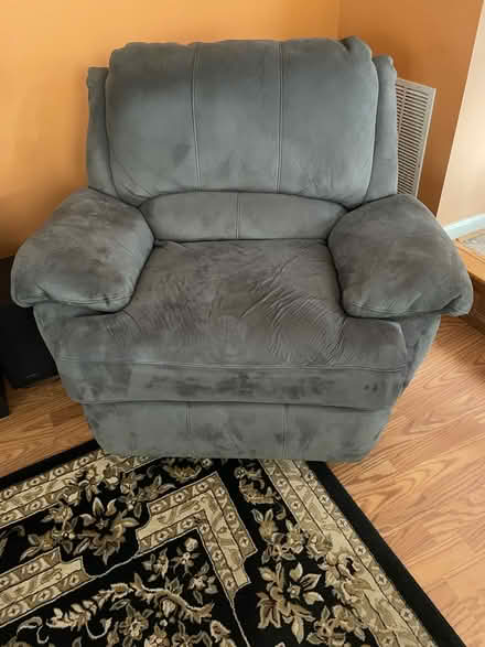 Photo of free Recliner Chair (Bowie) #2