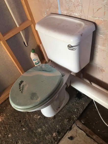 Photo of free White Toilet (Sheringham NR26) #1