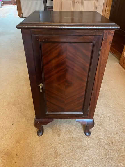 Photo of free Antique bedside cabinet (Bushey Village WD23) #3