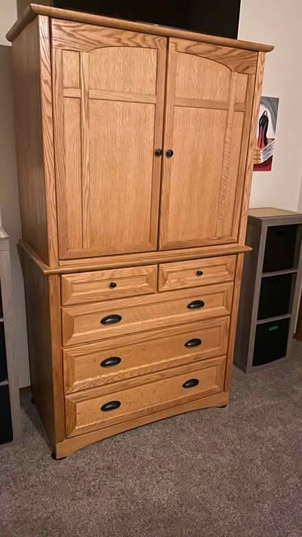 Photo of free armoire (Bushkill pa) #1