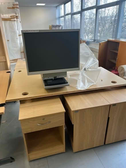 Photo of free day! Free office furniture, equipment and more (New England Quarter BN1) #3