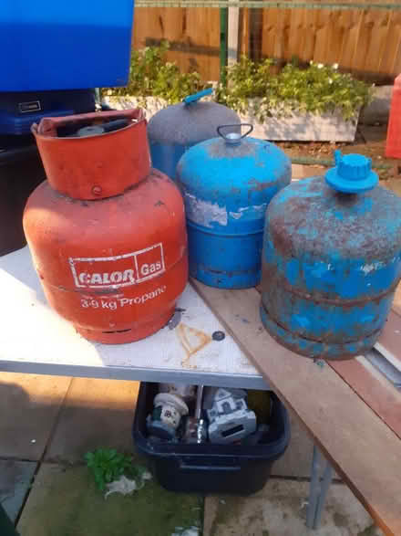 Photo of free Gas cylinders (BH11 Bearcross) #1