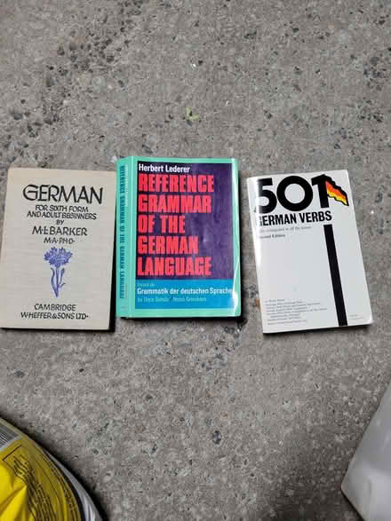 Photo of free German books (Montreal road and St Laurent) #1