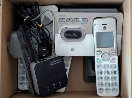 Photo of free Cordless Phones+Base & VoIP adapter (San Pedro and Osuna) #1