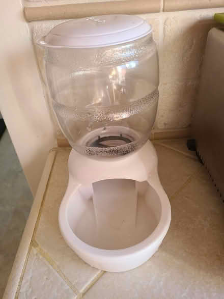 Photo of free Pet food dispenser (South Berkeley) #1