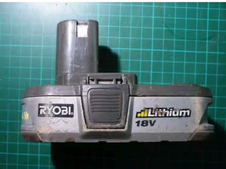 Photo of Battery from Dyson or laptop (Hanworth RG12) #3