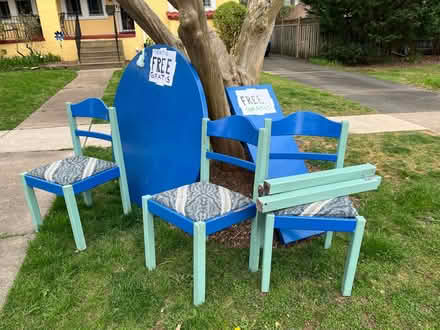 Photo of free Blue table and three chairs (Clarendon/Lyon Village/) #2