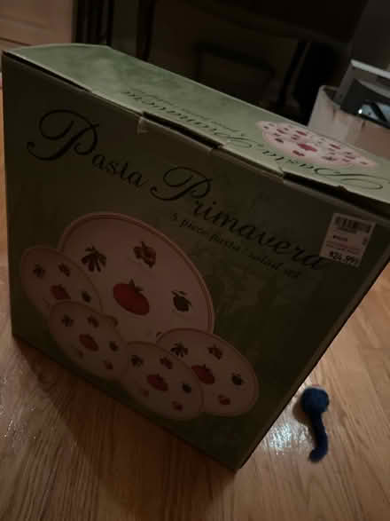 Photo of free Pasta plate set (Wakefield) #1