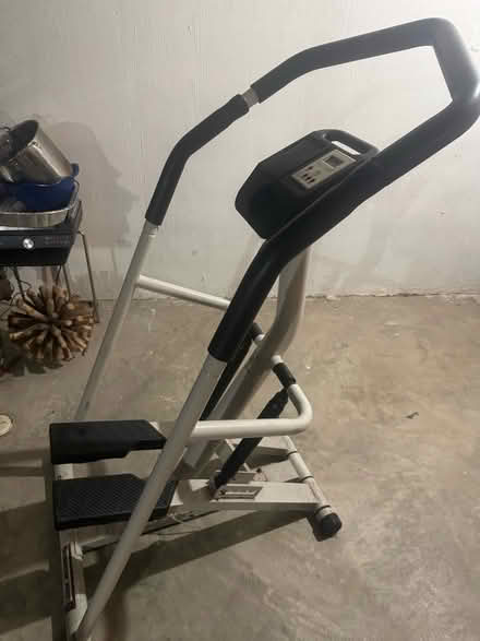 Photo of free Golds Gym Stepper 2000 (Ypsilanti Township) #1