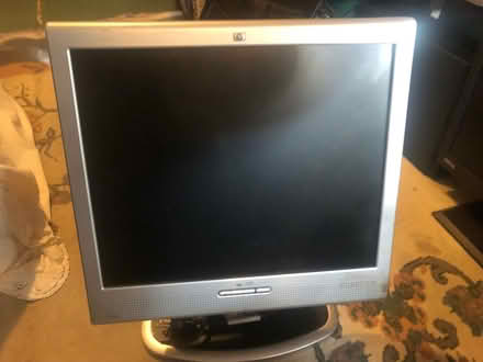 Photo of free Computer monitor (Winston Churchill/QEW) #1