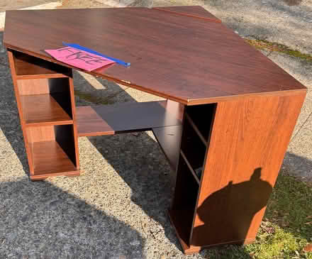 Photo of free Desk (7734 12th ave nw) #1