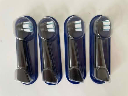 Photo of free 4x Oral-B iO Toothbrush Heads (WS13) #1