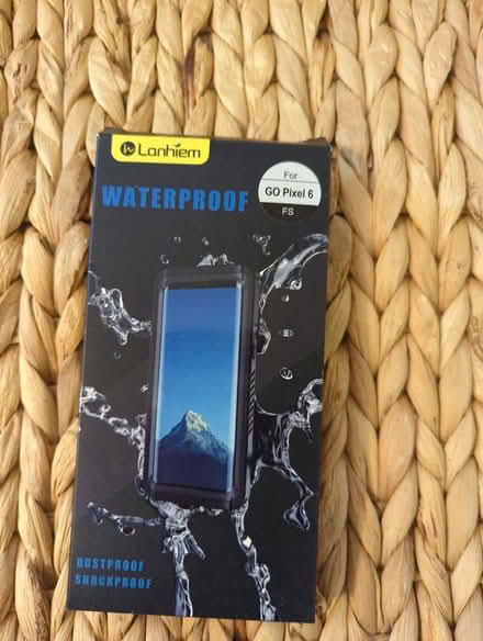 Photo of free Waterproof phone case GO Pixel 6 (GloverPark) #1