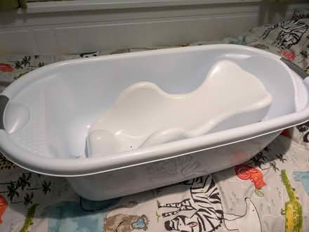 Photo of free Baby bath with removable support (Belper DE56) #1