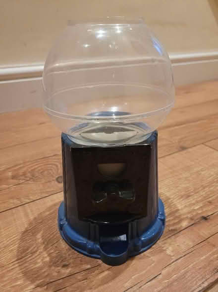 Photo of free Plastic mini sweet dispenser (missing top (Shenley Fields B29) #1