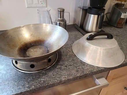 Photo of free wok with cover (SE highland park) #2