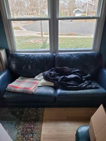 Photo of free Sofa (Hillfarms Westside) #1