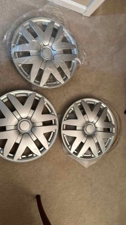 Photo of free Toyota Sienna Hubcaps (Near Route 59 and 103rd) #1