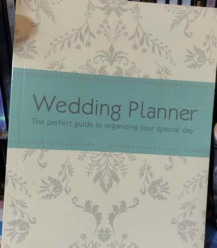 Photo of free wedding planner (Netherley L27) #1