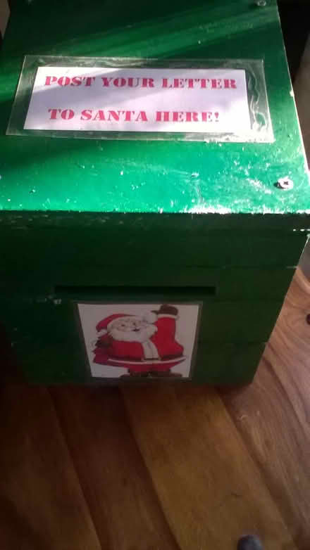 Photo of free christmas bits (Swarcliffe LS14) #3