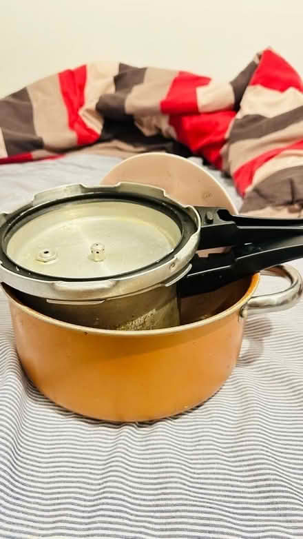 Photo of free Pressure cooker, stock pot, pan (Hanley ST1) #1