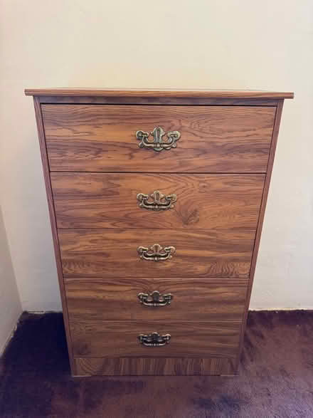 Photo of free 5 drawer dresser good condition (Alameda) #1