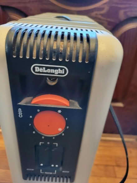 Photo of free Delonghi Space Heater (Silver Spring) #3