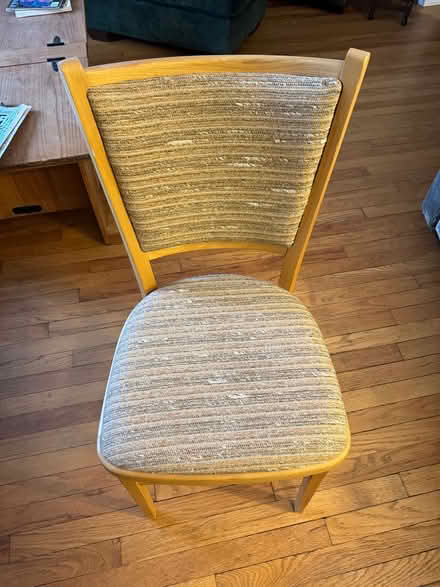 Photo of free Chair (Hintonburg) #1