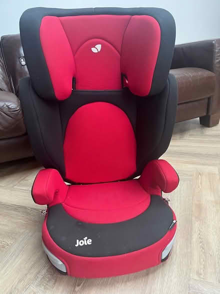 Photo of free Child car seat (Lincoln LN4) #1