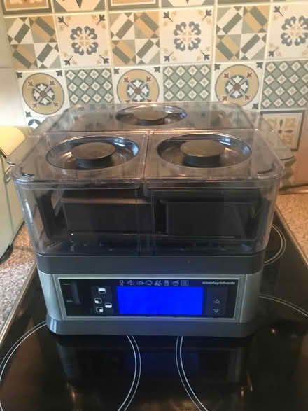 Photo of free Morphy Richards steamer (Sunny Hill DE23) #2