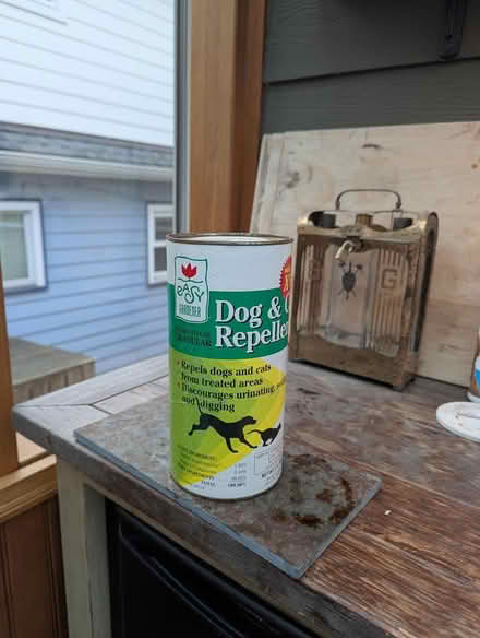 Photo of free Repellant powder for dogs and cats (Bryant) #1