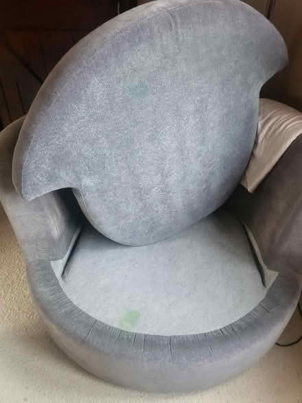 Photo of free Large 'cuddle' chair in grey (Middlestown WF4) #4