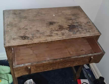 Photo of free Wood table/desk (CV3 Stoke Aldermoor) #1