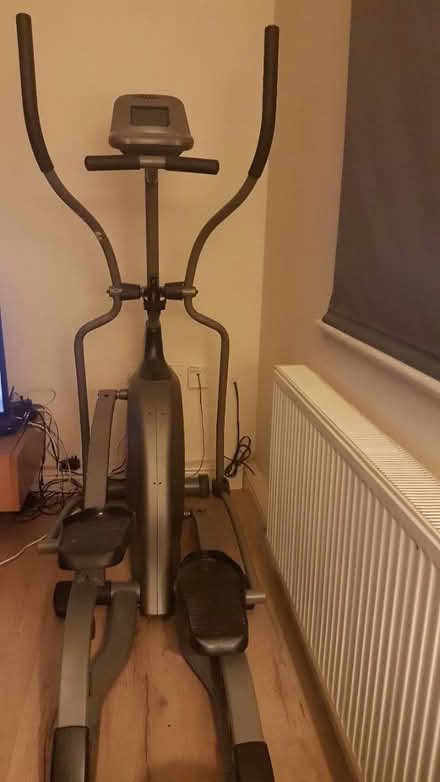 Photo of free Elliptical Trainer X6100 (Barnsley Town Centre S70) #1