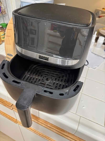 Photo of free Air fryer and toaster oven (Canyon Shores Condos) #2