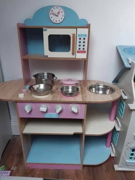 Photo of free Kids play kitchen (Dublin 12) #1