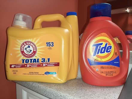 Photo of free laundry detergent (Kanata) #1