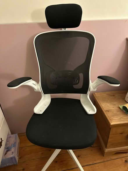 Photo of free Office chair - spares or repair (Henley on thames) #1