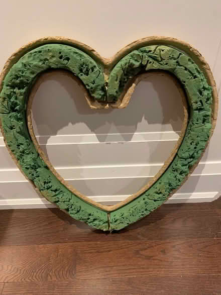 Photo of free Heart cardboard floral wreath (Royal York and Bloor) #1