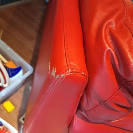 Photo of free Red leather sofa suite (Gravesend, Albury SG11) #2